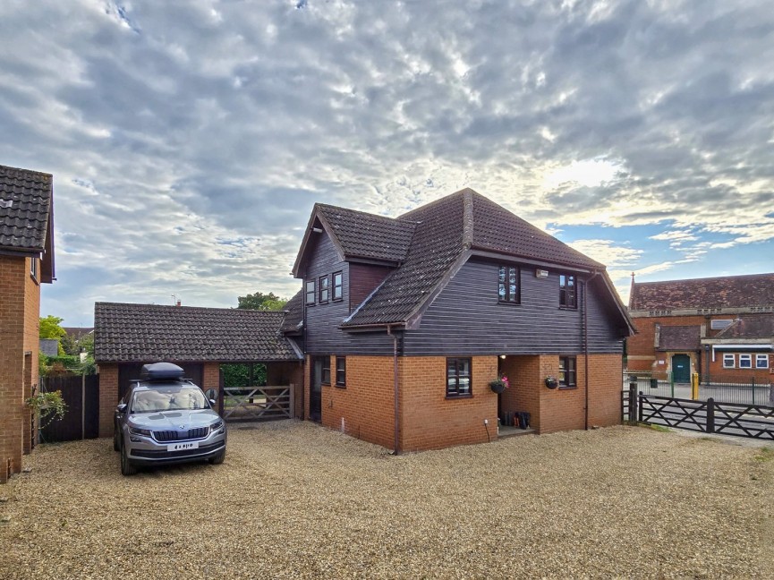 4 bedroom House for Sale Maulden, Bedfordshire
