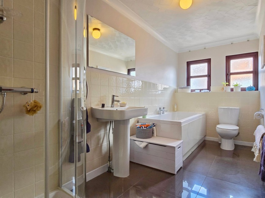 4 bedroom House for Sale Maulden, Bedfordshire