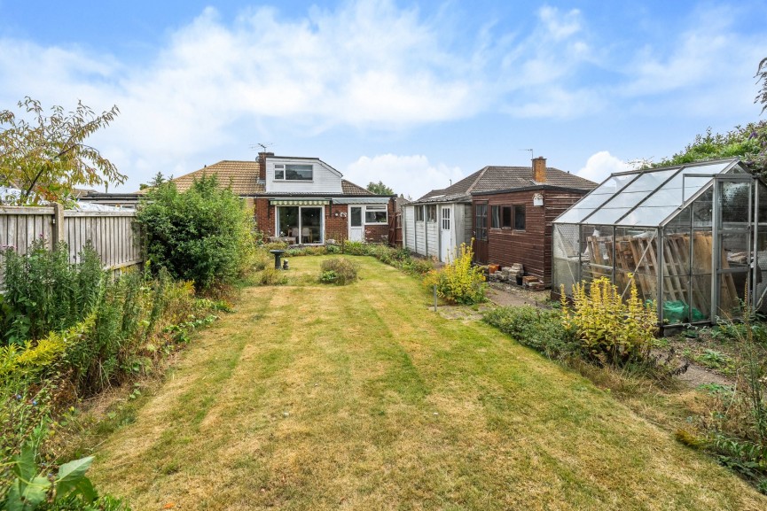 3 bedroom Bungalow for Sale Lyall Close, Flitwick, Bedfordshire