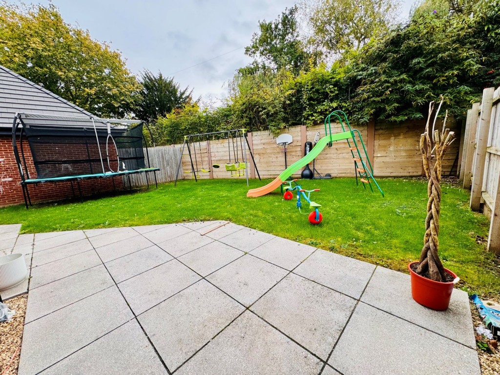 Chalk Bank Close, Ashwell, Hertfordshire