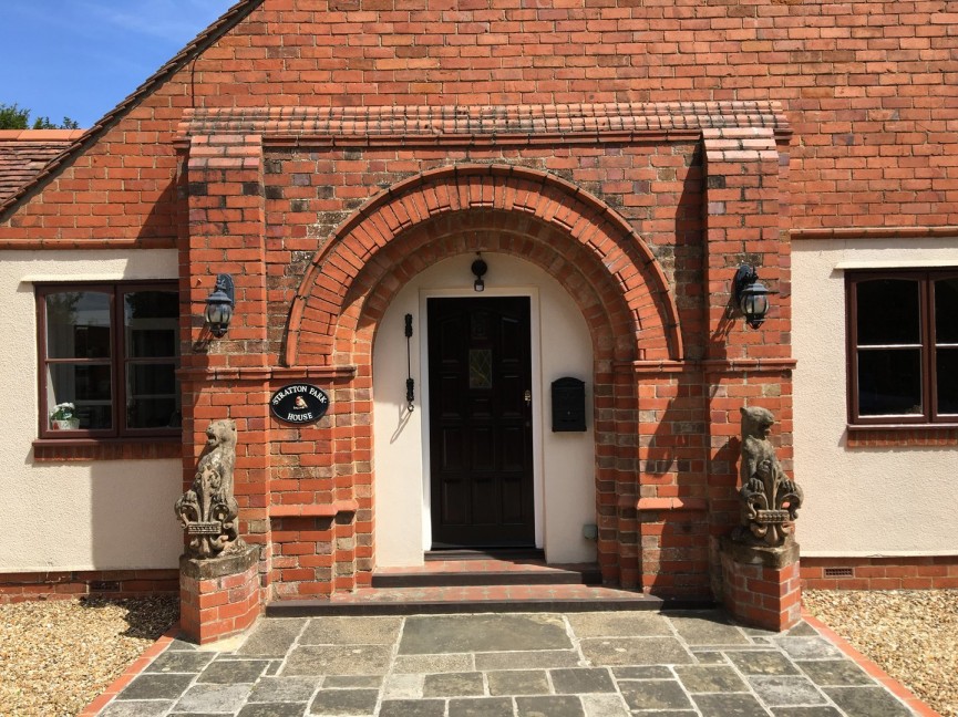 3 bedroom Bungalow for Sale Stratton Park, Biggleswade, Bedfordshire