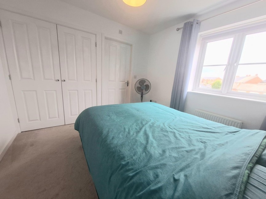 3 bedroom House for Sale Venus Avenue, Biggleswade, Bedfordshire
