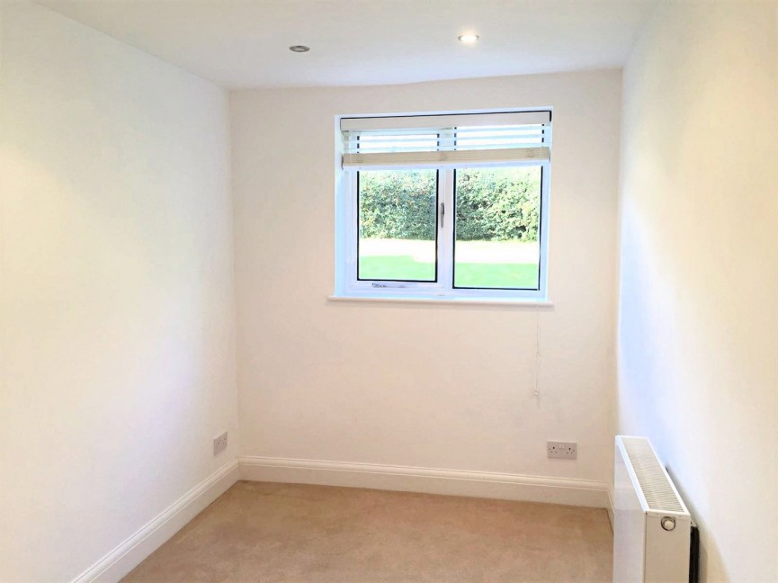 2 bedroom Flat for Sale Old Hertford Road, Hatfield, Hertfordshire