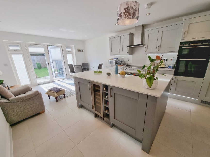2 bedroom Bungalow for Sale Silsoe, Bedfordshire