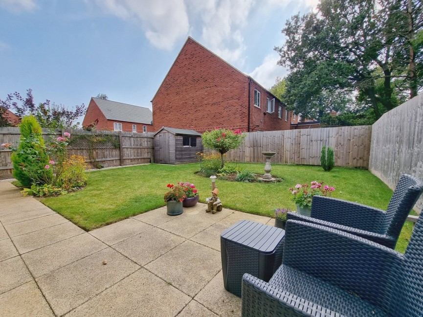 2 bedroom Bungalow for Sale Silsoe, Bedfordshire