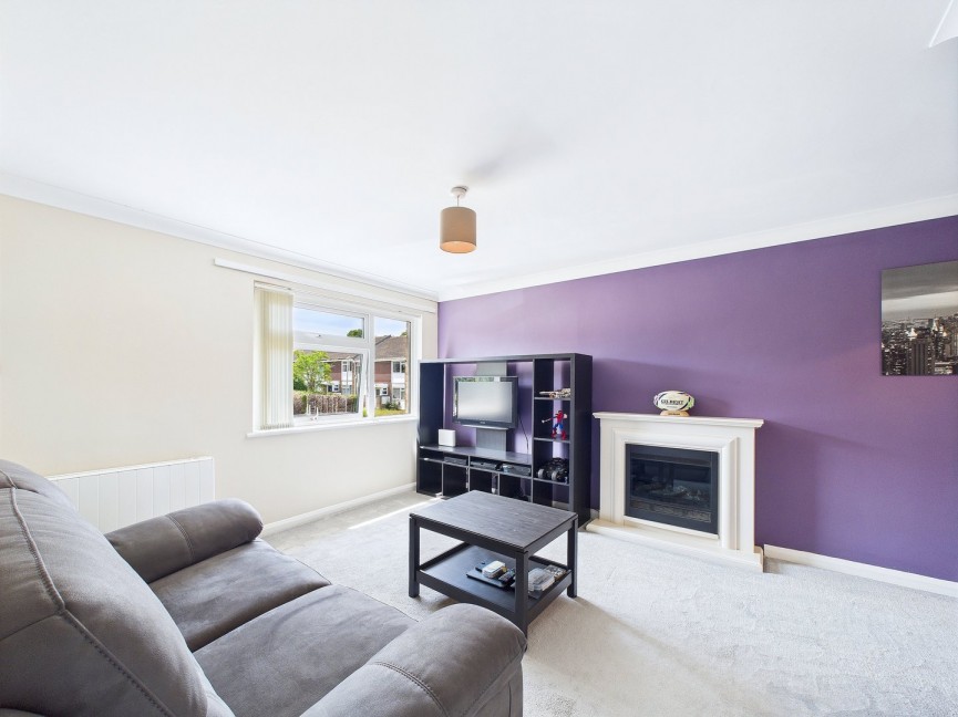 1 bedroom Flat for Sale Keats Way, Hitchin, Hertfordshire