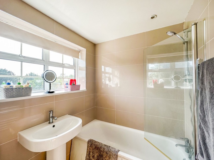 5 bedroom House for Sale St Albans Road West, Hatfield, Hertfordshire