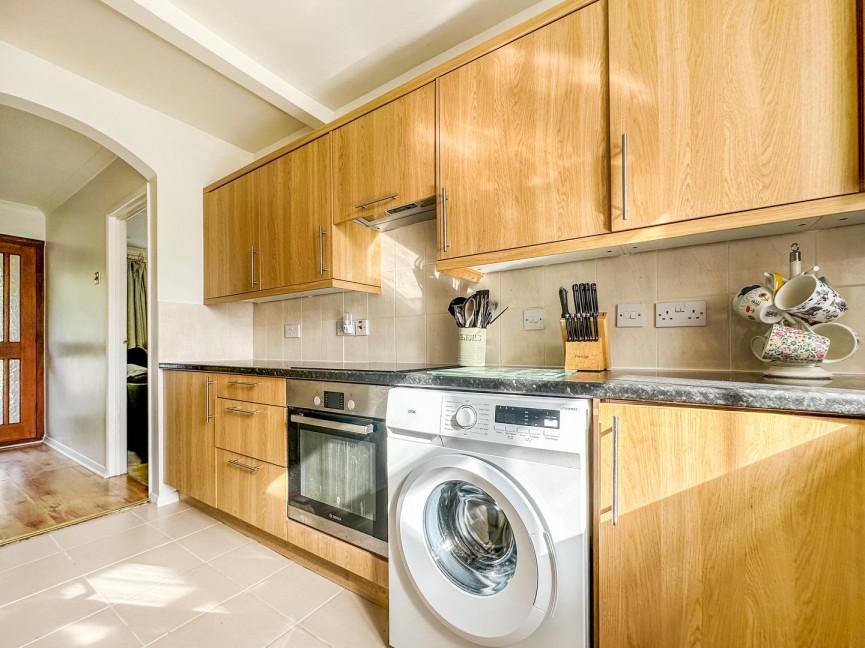5 bedroom House for Sale St Albans Road West, Hatfield, Hertfordshire