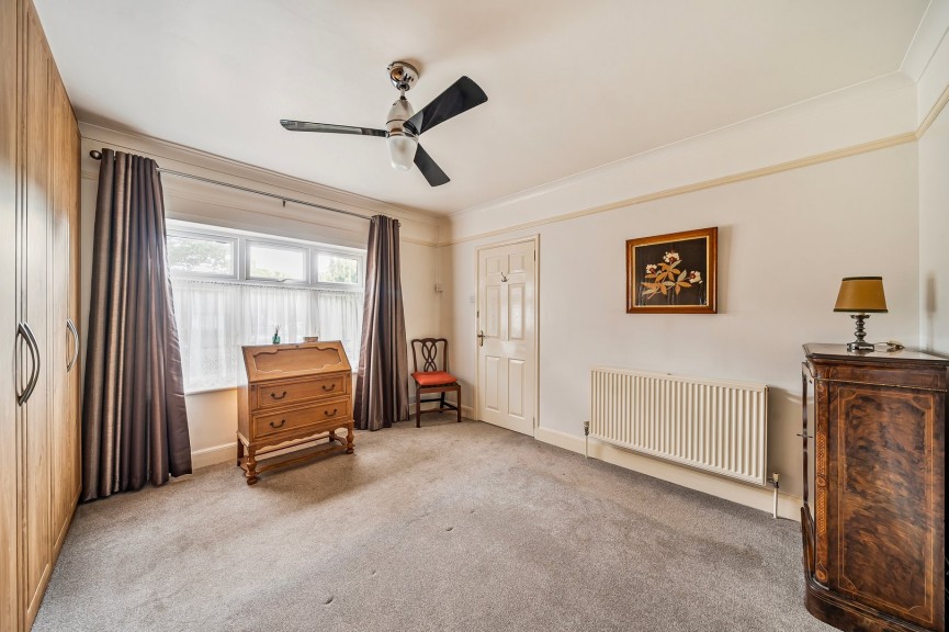 3 bedroom Bungalow for Sale Meppershall, Shefford, Bedfordshire
