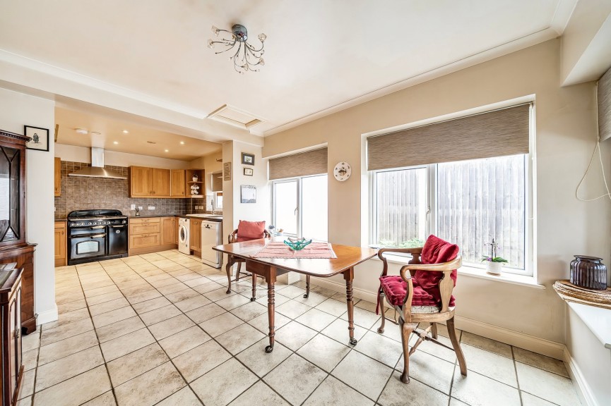3 bedroom Bungalow for Sale Meppershall, Shefford, Bedfordshire