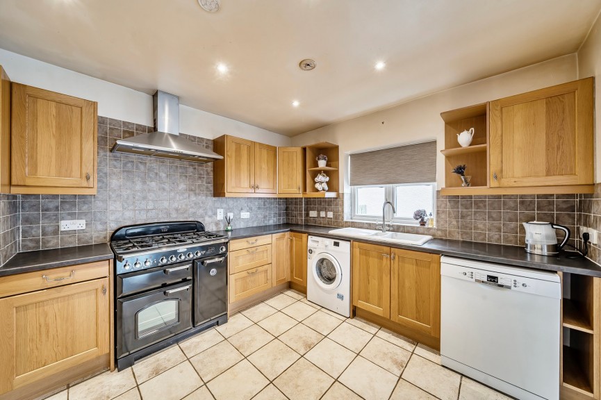 3 bedroom Bungalow for Sale Meppershall, Shefford, Bedfordshire