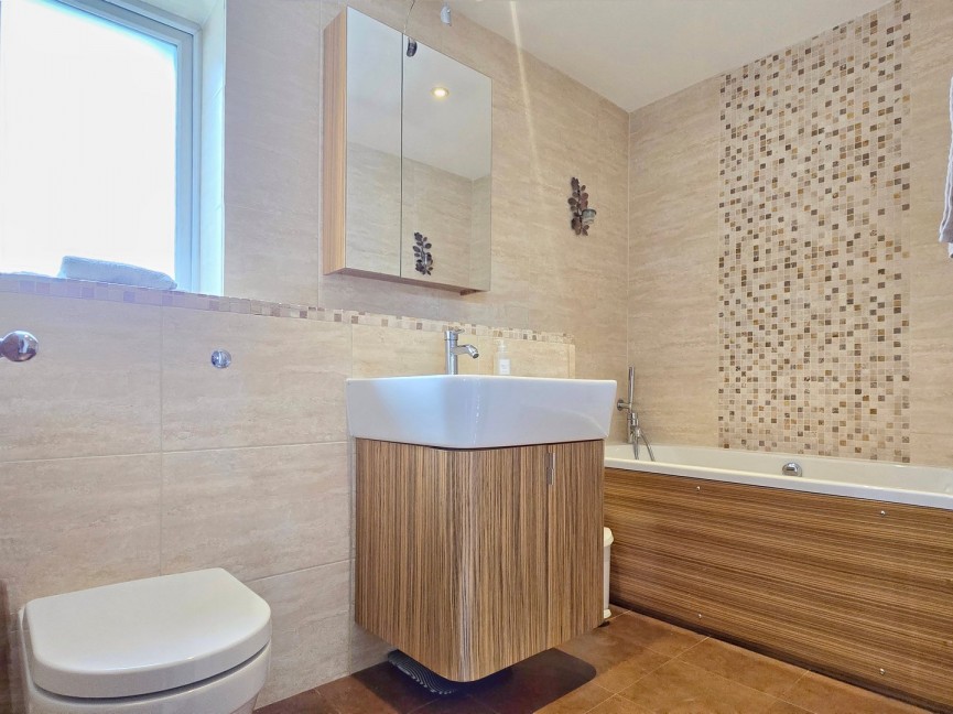 4 bedroom House for Sale Ampthill, Bedfordshire