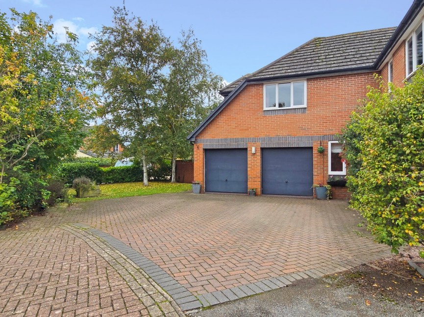 4 bedroom House for Sale Ampthill, Bedfordshire
