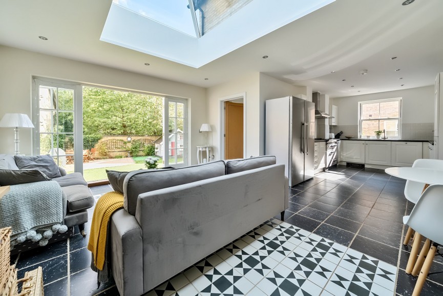 4 bedroom House for Sale Fleming Drive, Fairfield, Hertfordshire