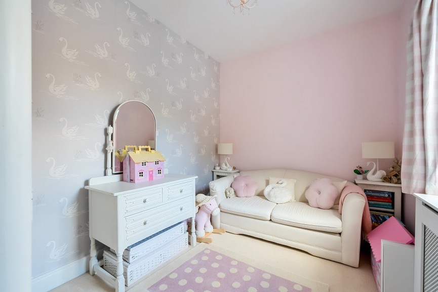 4 bedroom House for Sale Fleming Drive, Fairfield, Hertfordshire