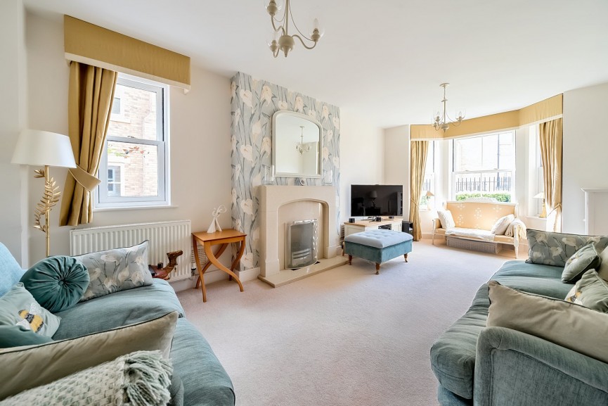 4 bedroom House for Sale Fleming Drive, Fairfield, Hertfordshire