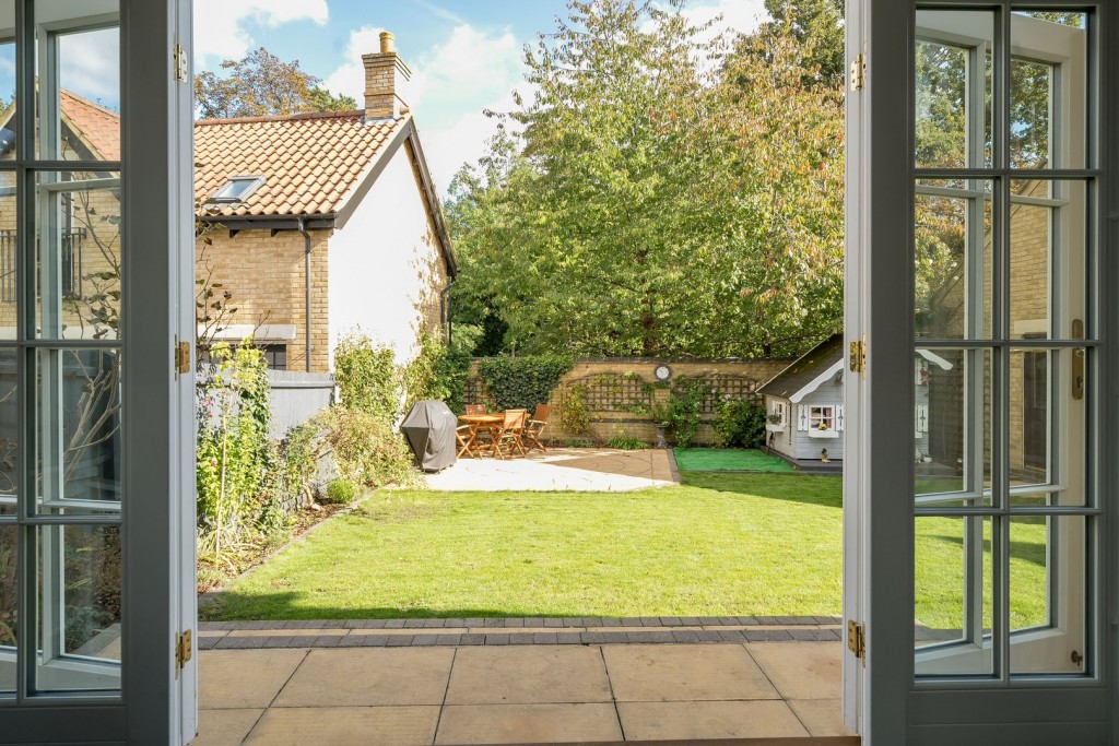 Fleming Drive, Fairfield, Hertfordshire