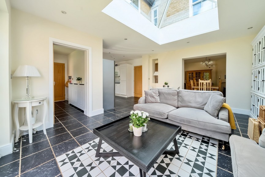 4 bedroom House for Sale Fleming Drive, Fairfield, Hertfordshire