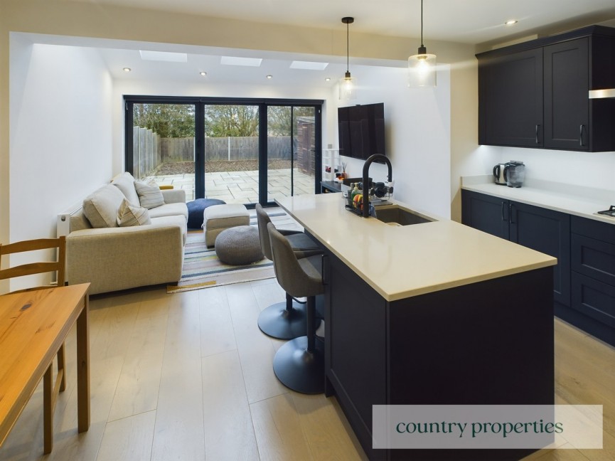 4 bedroom House for Sale Eddington Crescent, Welwyn Garden City, Hertfordshire