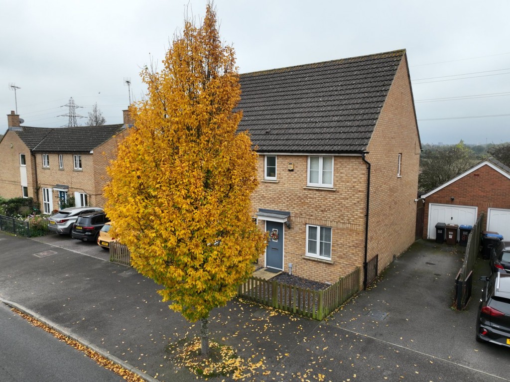 Eddington Crescent, Welwyn Garden City, Hertfordshire