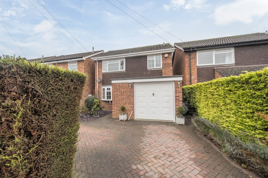 3 bedroom House for Sale Stotfold, Hitchin