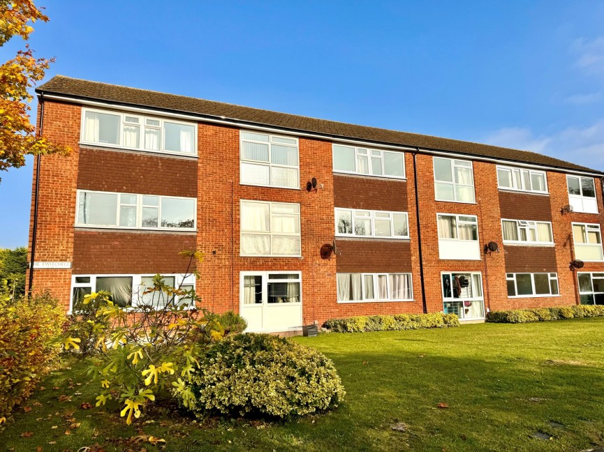 2 bedroom Flat for Sale Baldock, Hertfordshire