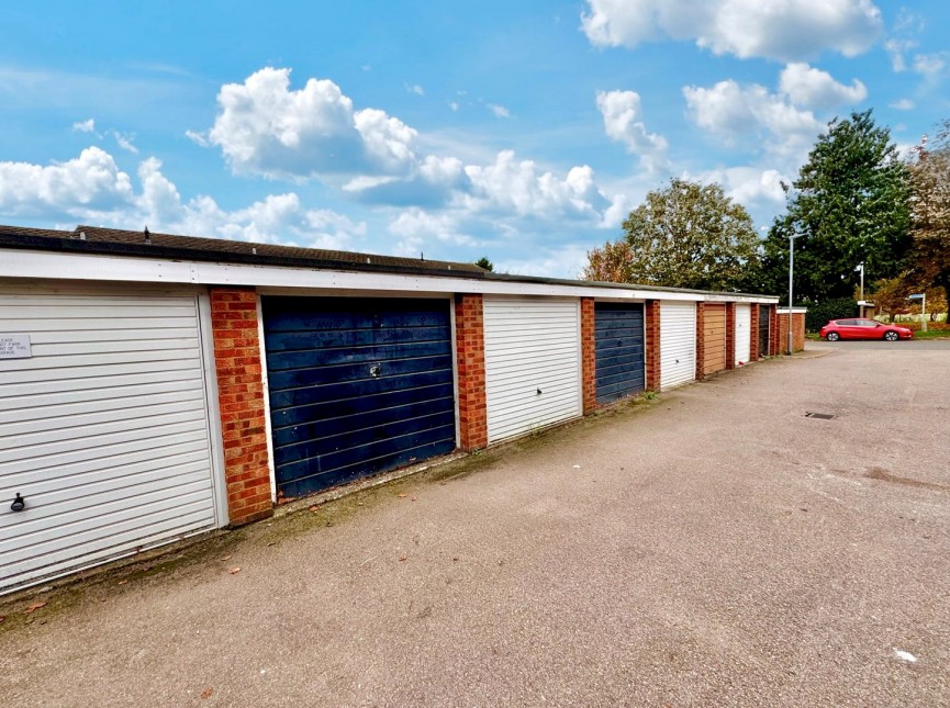 2 bedroom Flat for Sale Baldock, Hertfordshire