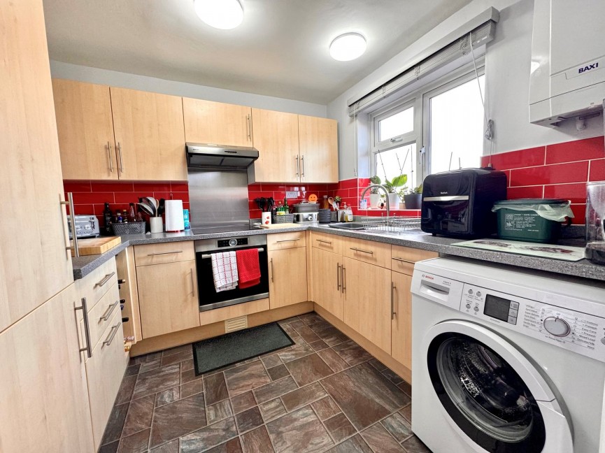2 bedroom Flat for Sale Baldock, Hertfordshire