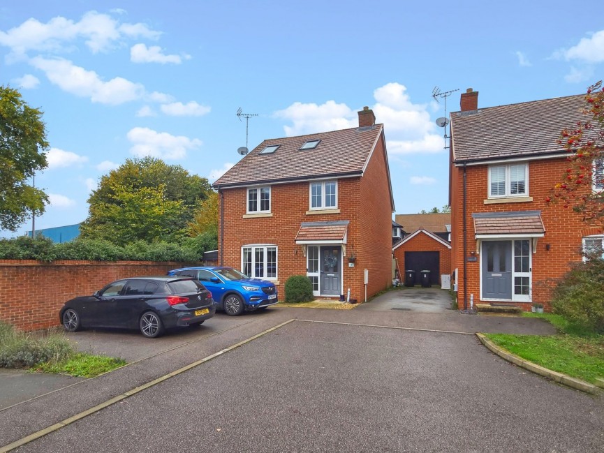 5 bedroom House for Sale Ampthill, Bedfordshire