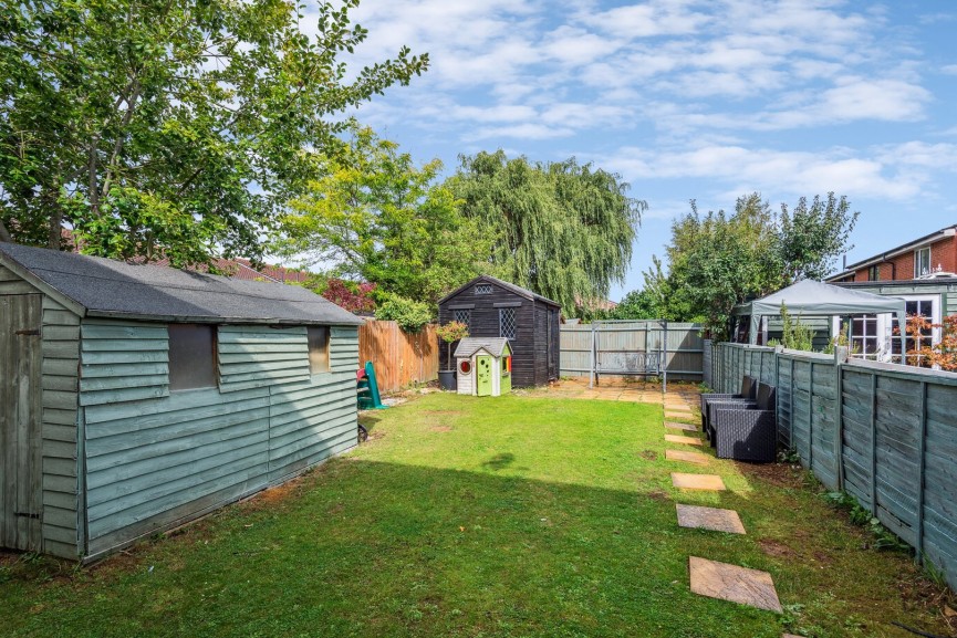 3 bedroom House for Sale Talisman Street, Hitchin, Hertfordshire