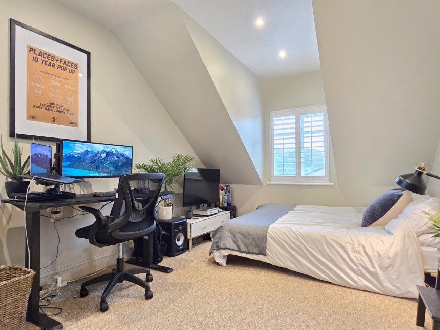 4 bedroom House for Sale Ampthill, Bedford