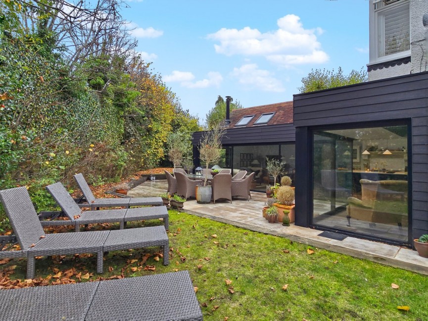 4 bedroom House for Sale Ampthill, Bedford
