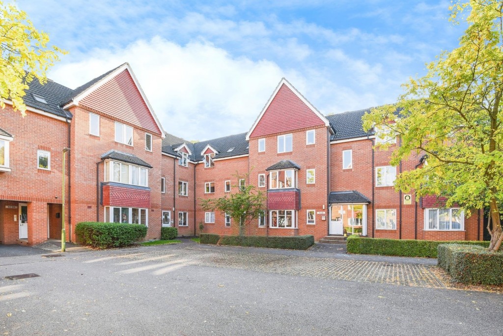 Redoubt Close, Hitchin, Hertfordshire