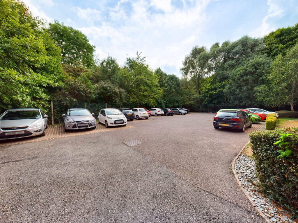 Redoubt Close, Hitchin, Hertfordshire