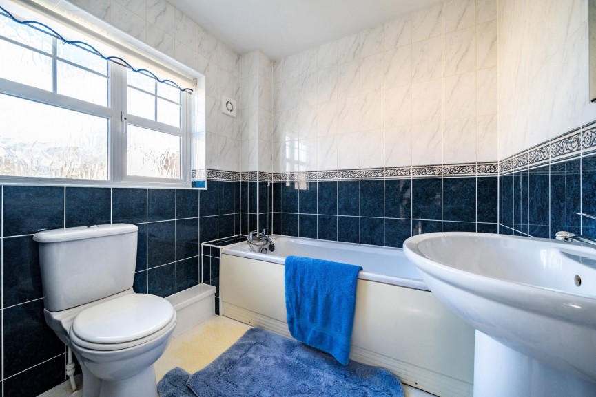 3 bedroom House for Letting Midland Way, Henlow, Bedfordshire