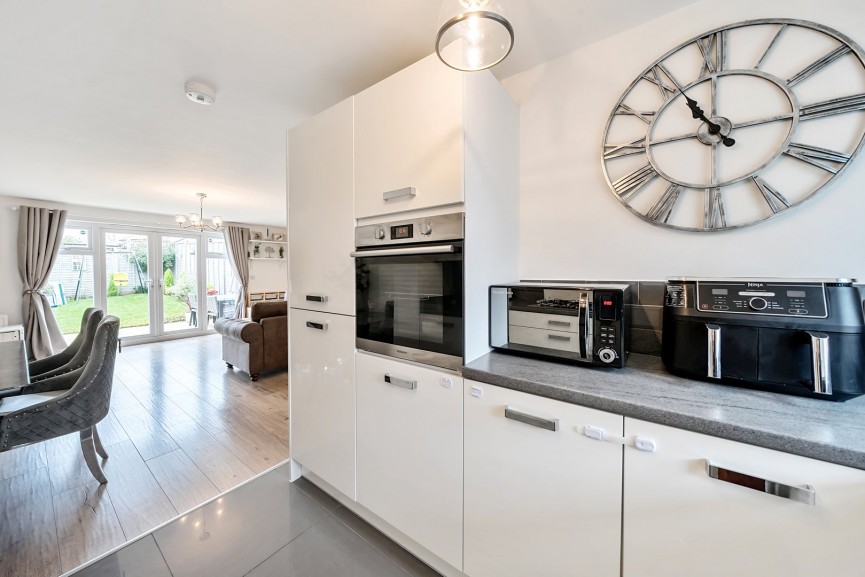 3 bedroom House for Sale Sparrow Gardens, Lower Stondon, Bedfordshire