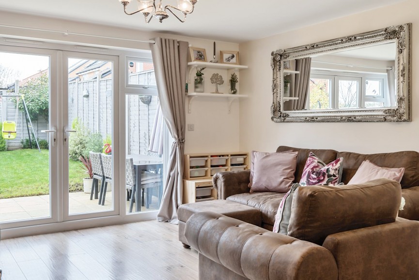 3 bedroom House for Sale Sparrow Gardens, Lower Stondon, Bedfordshire