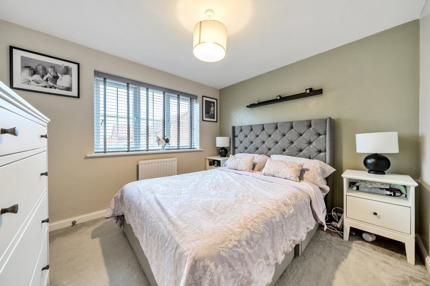 3 bedroom House for Sale Sparrow Gardens, Lower Stondon, Bedfordshire