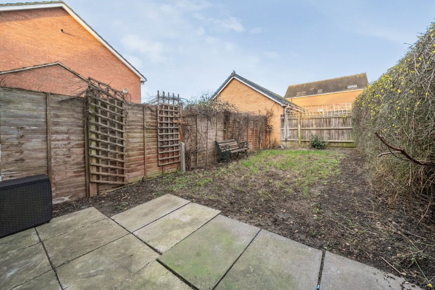 3 bedroom House for Sale Henlow