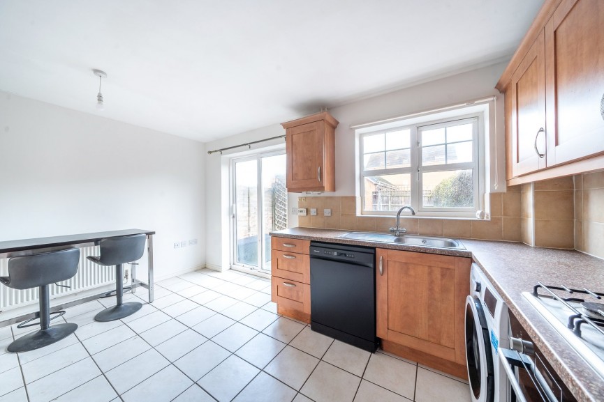 3 bedroom House for Sale Henlow
