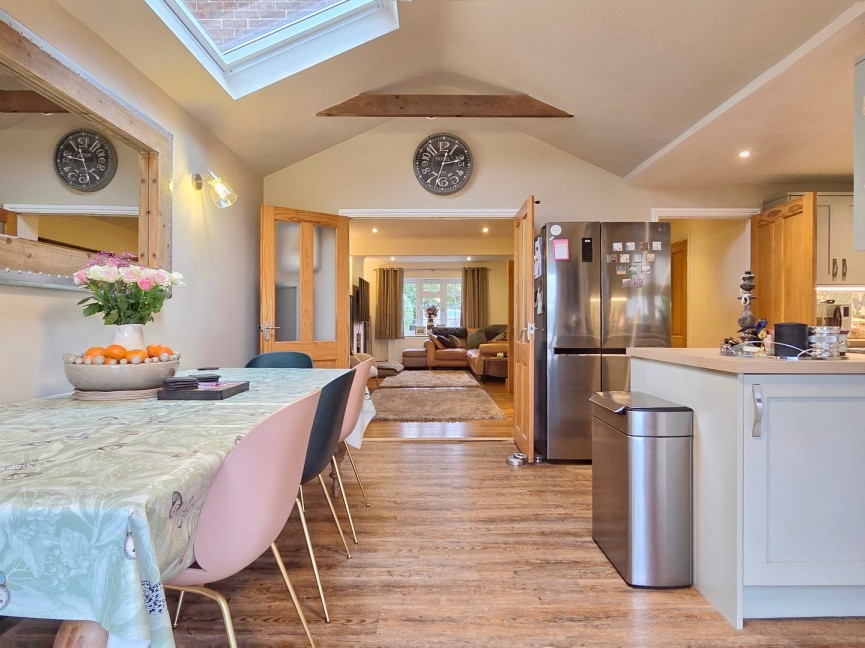 3 bedroom House for Sale Marston Moretaine, Bedfordshire