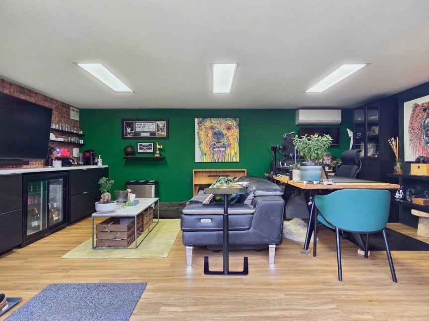 3 bedroom House for Sale Marston Moretaine, Bedfordshire