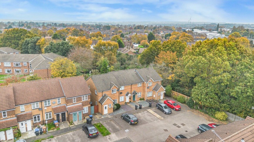 3 bedroom House for Sale Heyford Way, Hatfield, Hertfordshire