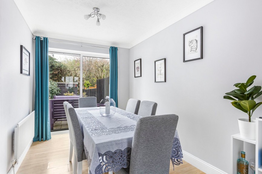 3 bedroom House for Sale Heyford Way, Hatfield, Hertfordshire