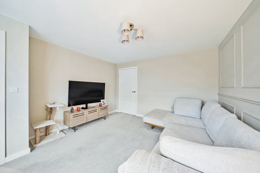 3 bedroom House for Sale Annas Meadow, Shefford, Bedfordshire