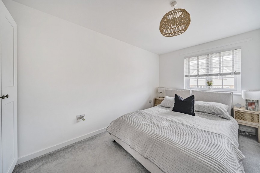 3 bedroom House for Sale Annas Meadow, Shefford, Bedfordshire