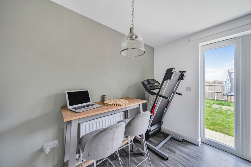 3 bedroom House for Sale Annas Meadow, Shefford, Bedfordshire