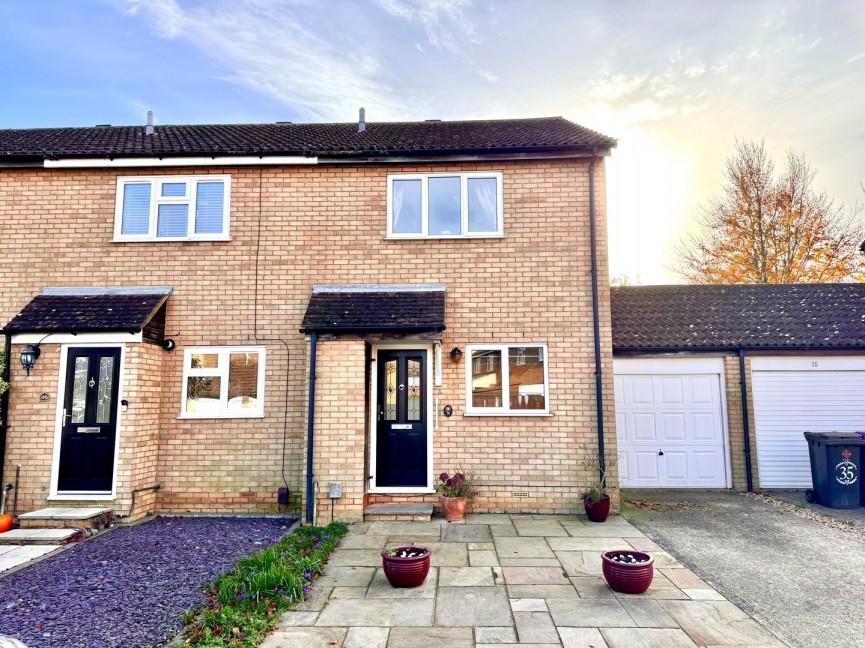 2 bedroom House for Sale Barley Rise, Baldock, Hertfordshire