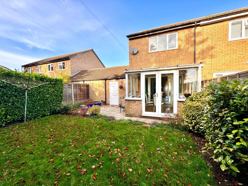 2 bedroom House for Sale Barley Rise, Baldock, Hertfordshire