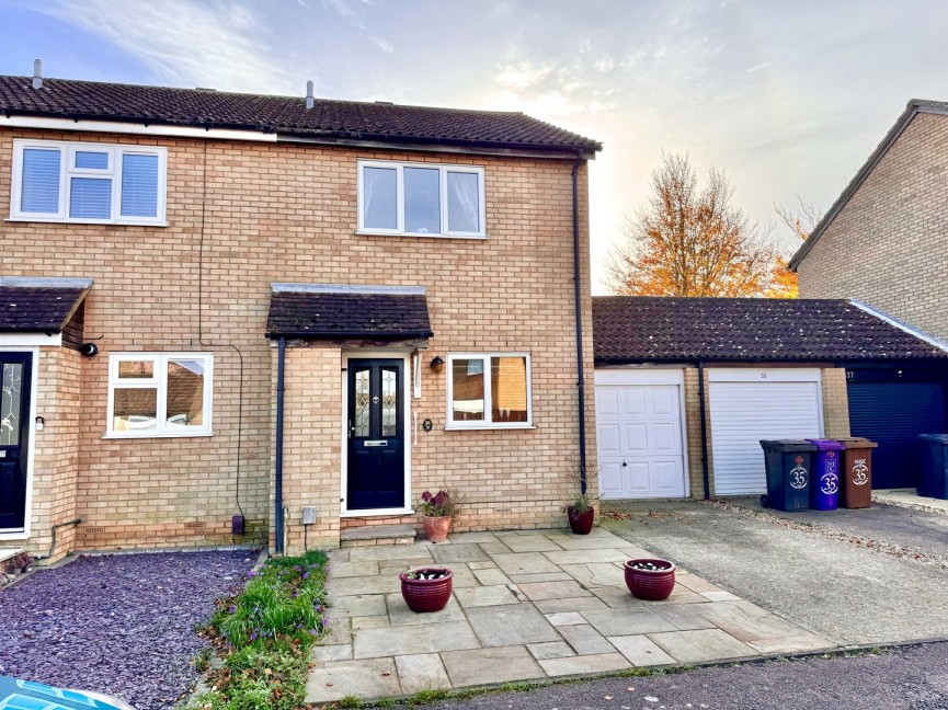 2 bedroom House for Sale Barley Rise, Baldock, Hertfordshire